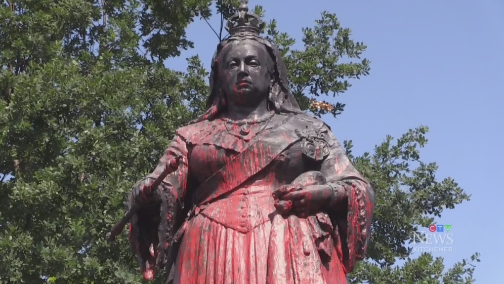 It stopped me in my tracks': Victoria Park's Queen Victoria statue