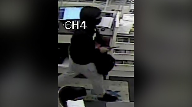 Police are looking for suspects after a robbery at a Cambridge pharmacy (Supplied: WRPS)