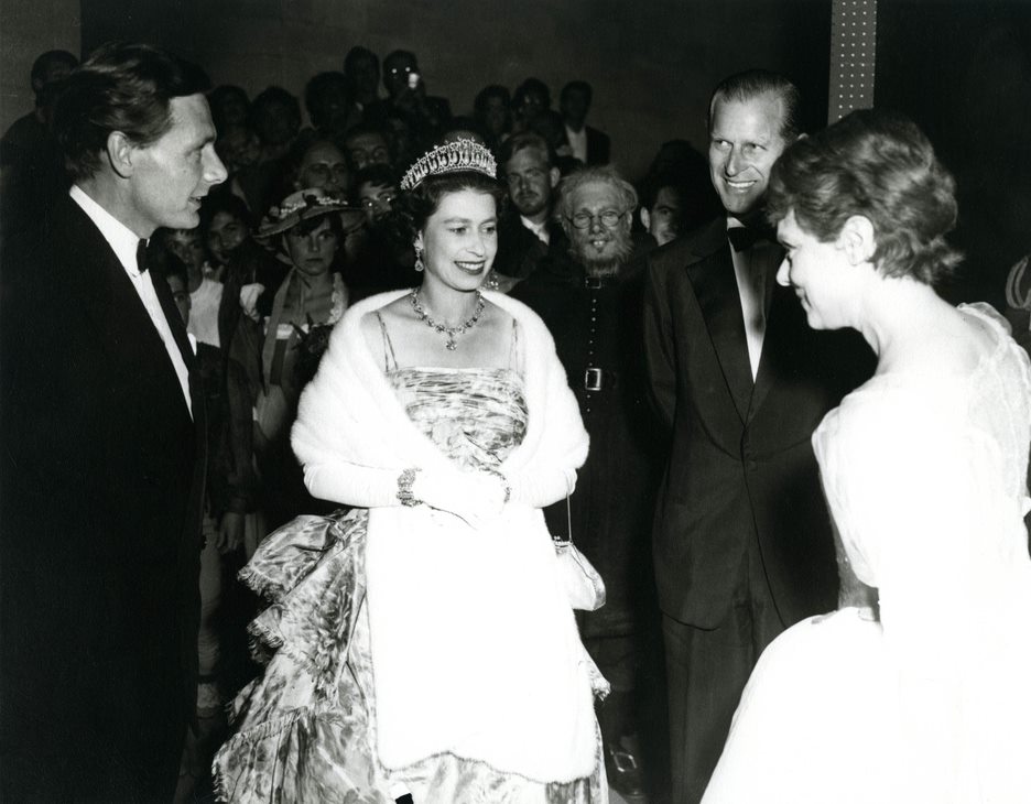 queen's visit to canada 1997