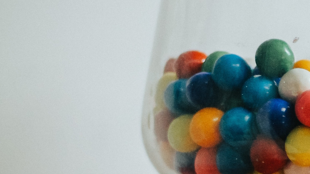A gumball machines appears in a stock photo. (Pexels/Garrett Johnson)