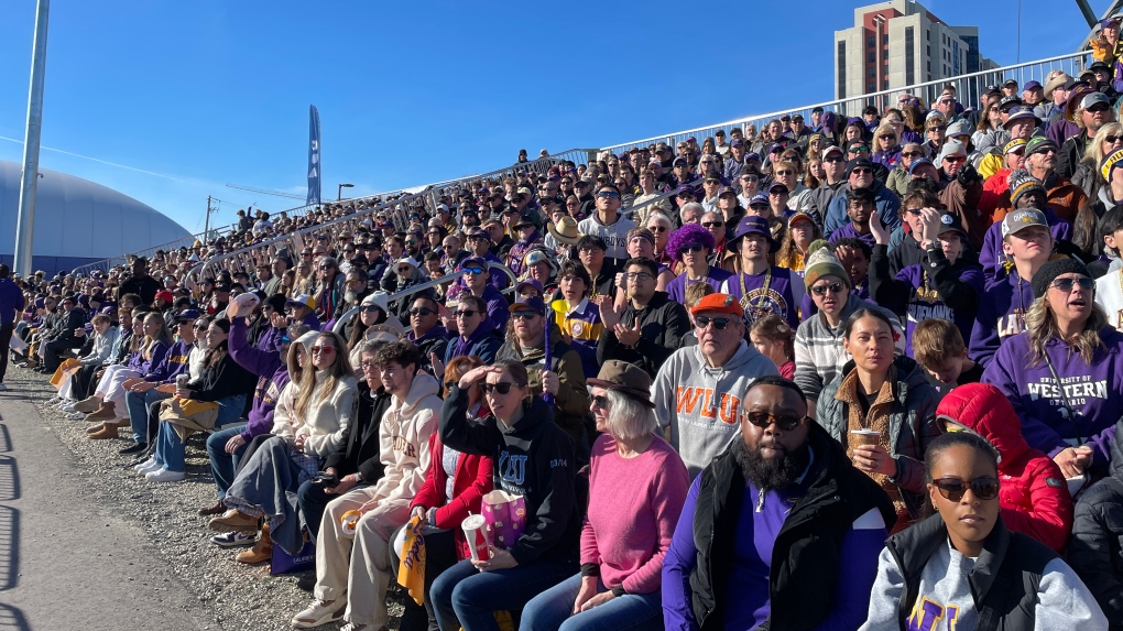 Golden Hawks win Yates Cup