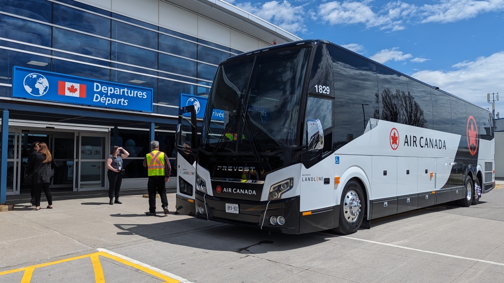 Shuttle Buses Start Rolling Between Waterloo Region And Pearson   Air Canada Shuttle Bus Service Passenger Fly 1 6869693 1714602402943 