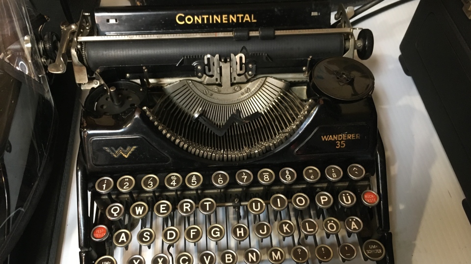 WWII typewriter
